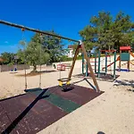 Pole Apartman *